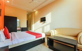 Vinayak Resort Bahraich 3*